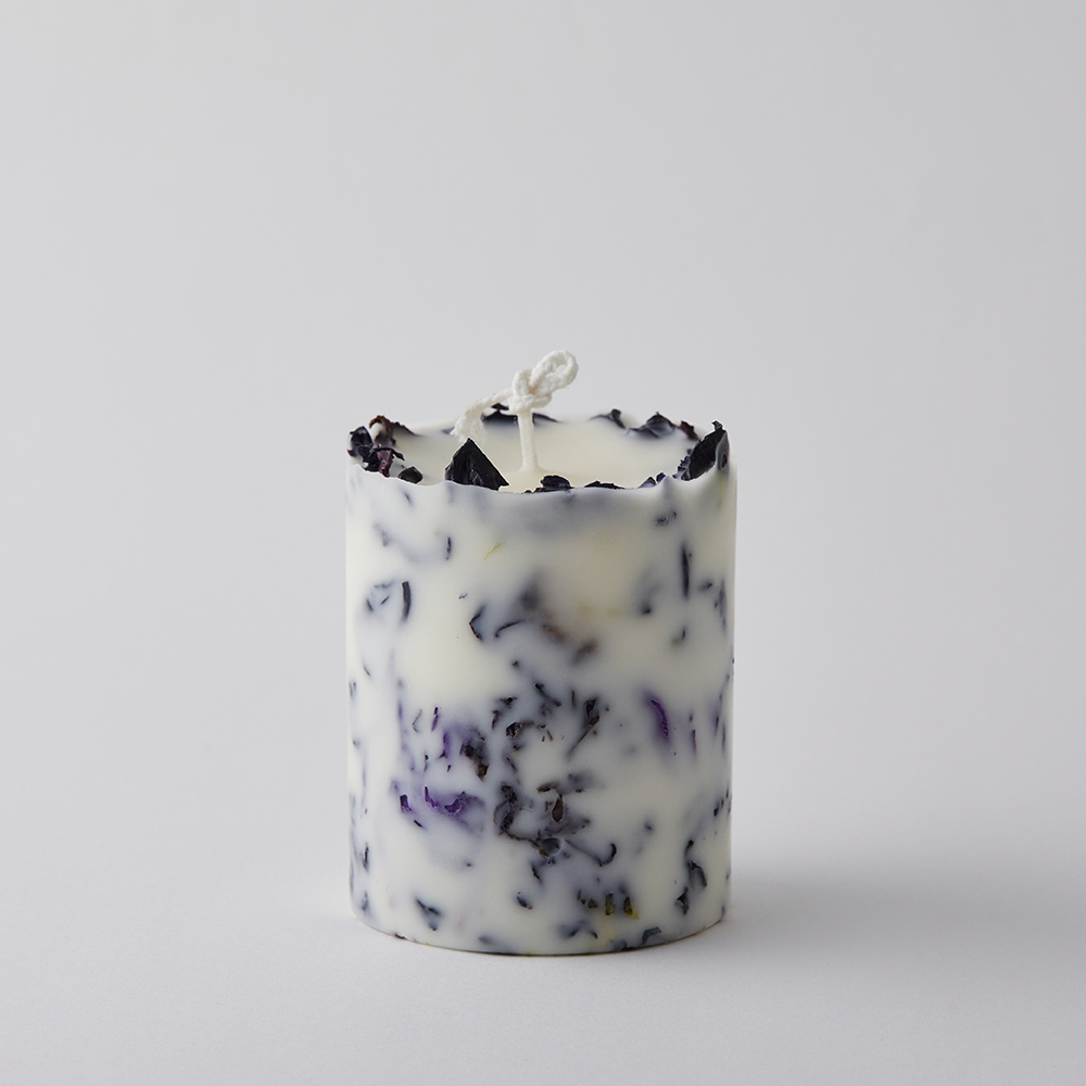 FREE FLOW SOY WAX CANDLE