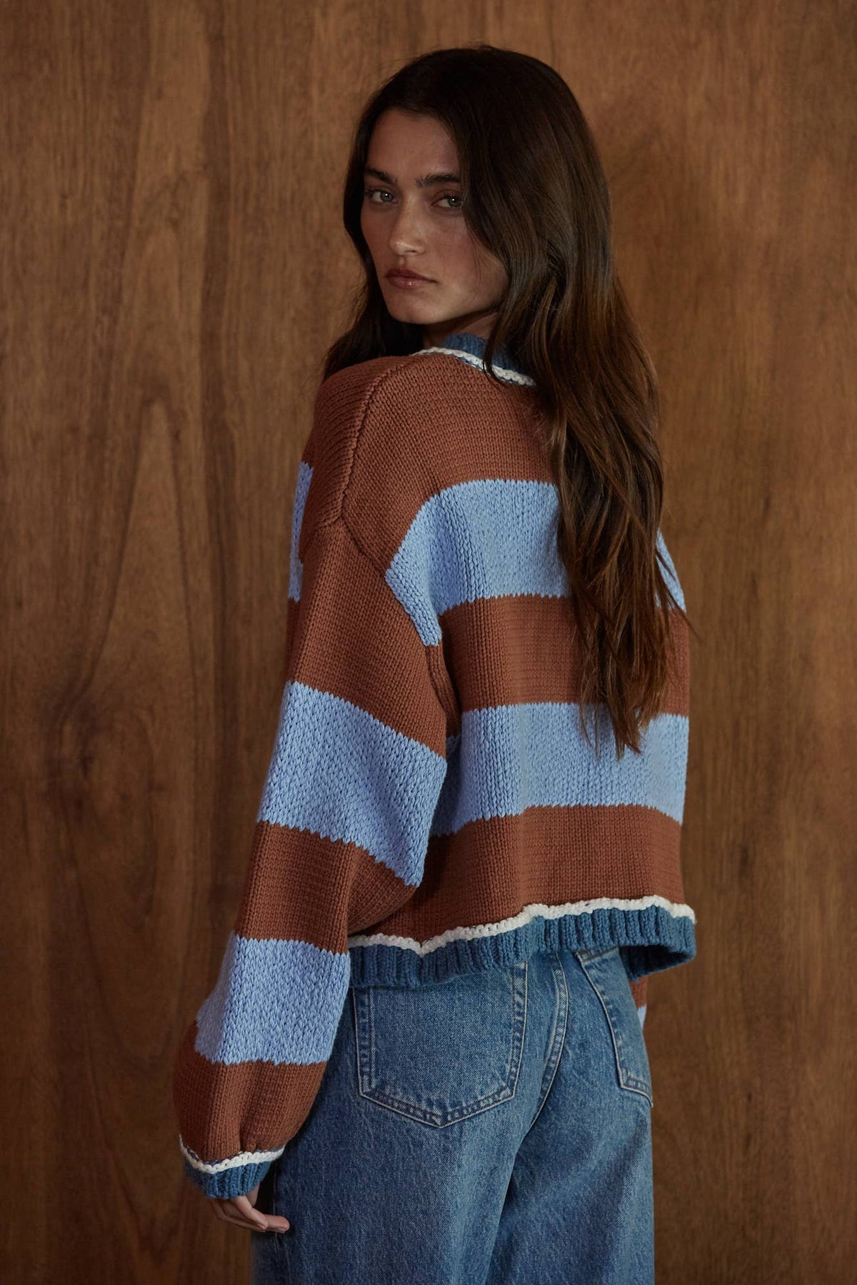 STRIPED GOLD BUTTON CARDIGAN