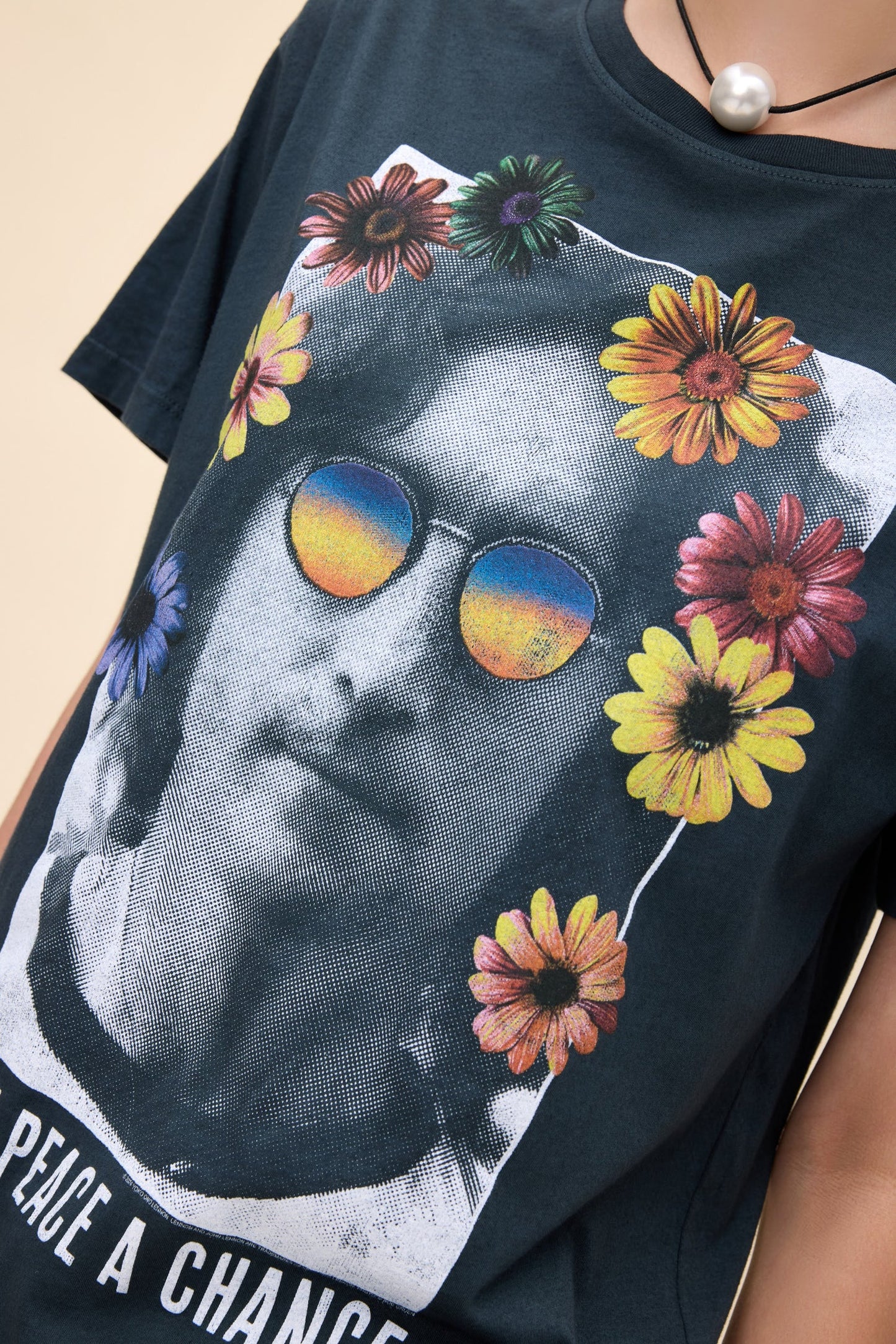 JOHN LENNON GIVE PEACE A CHANCE BF TEE