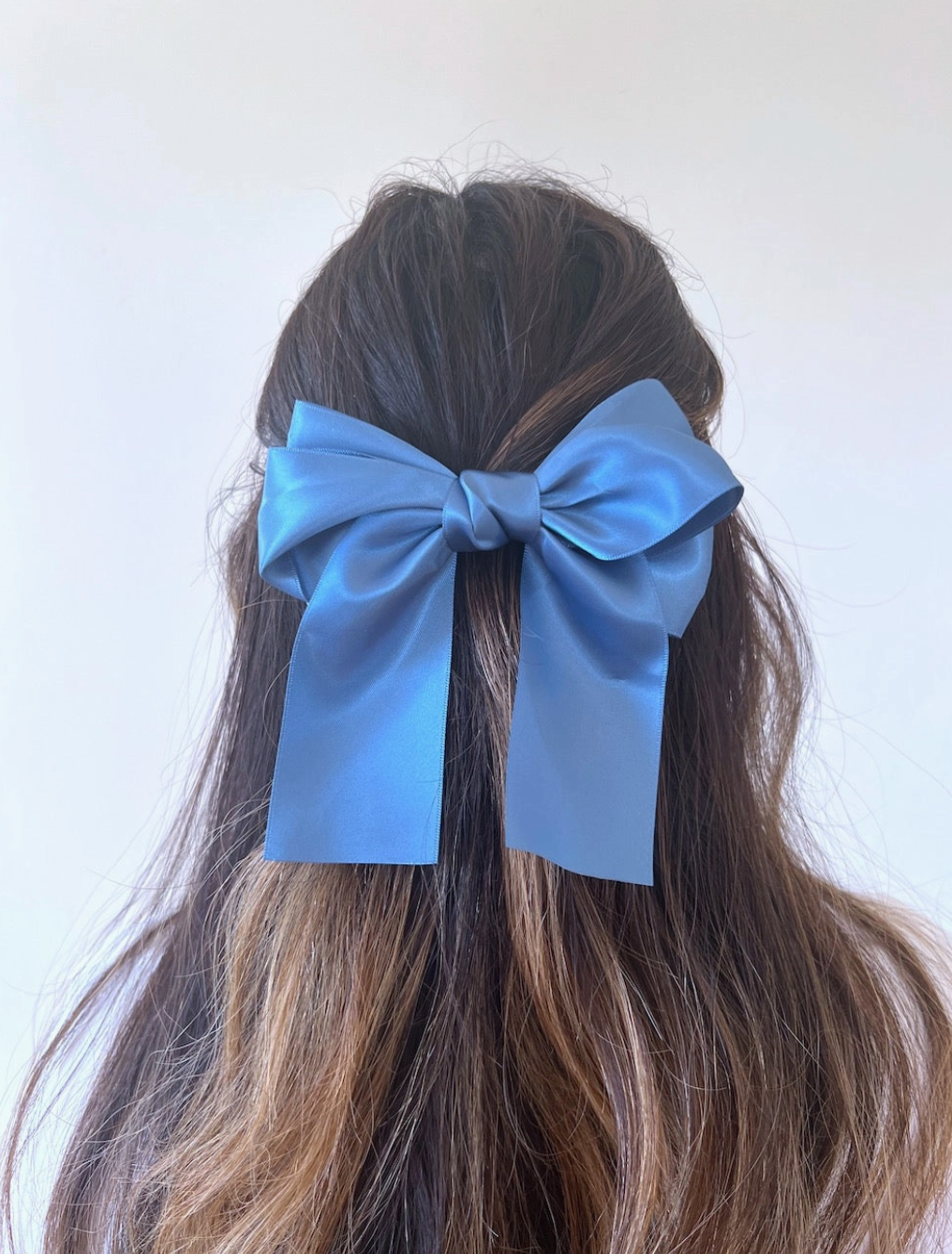 SATIN BOW CLIP