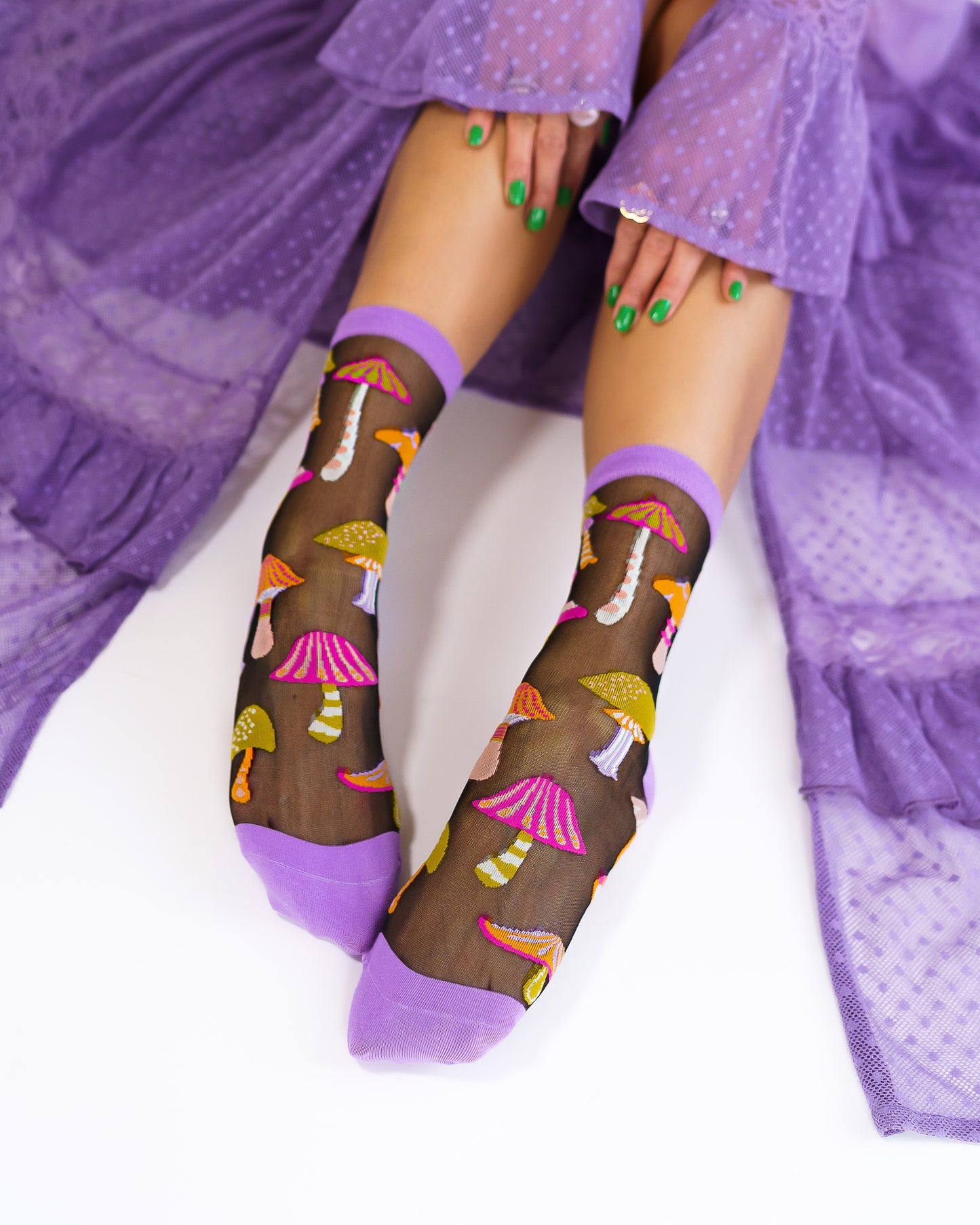 MAGIC MUSHROOM SHEER SOCK