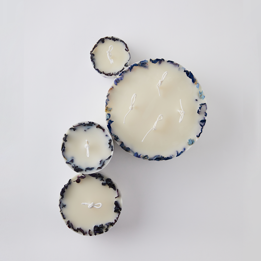 FREE FLOW SOY WAX CANDLE