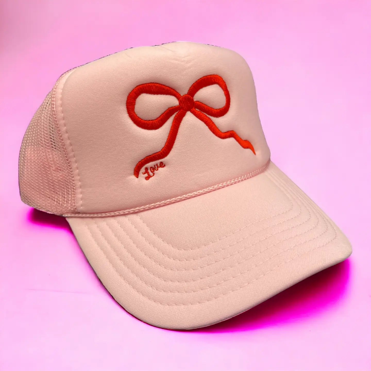 LOVE BOW TRUCKER HAT