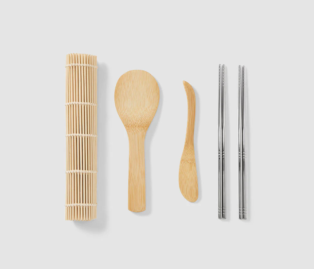 THE ESSENTIALS SUSHI TOOL KIT