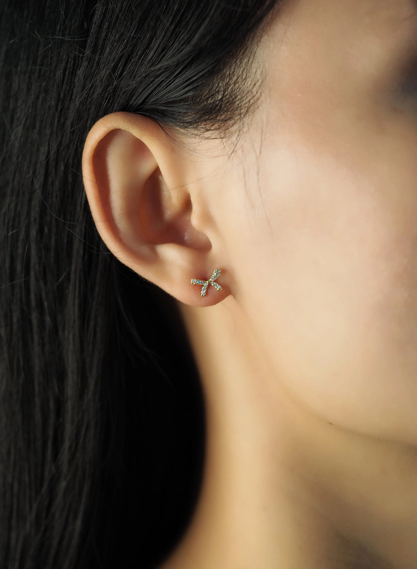 BOW STUDS