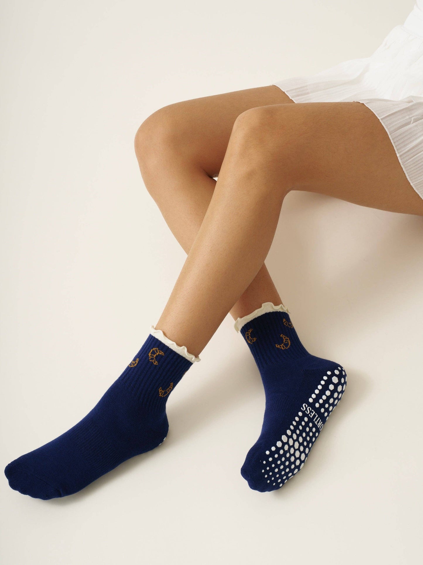 Croissant Ruffle Pilates Grip Socks