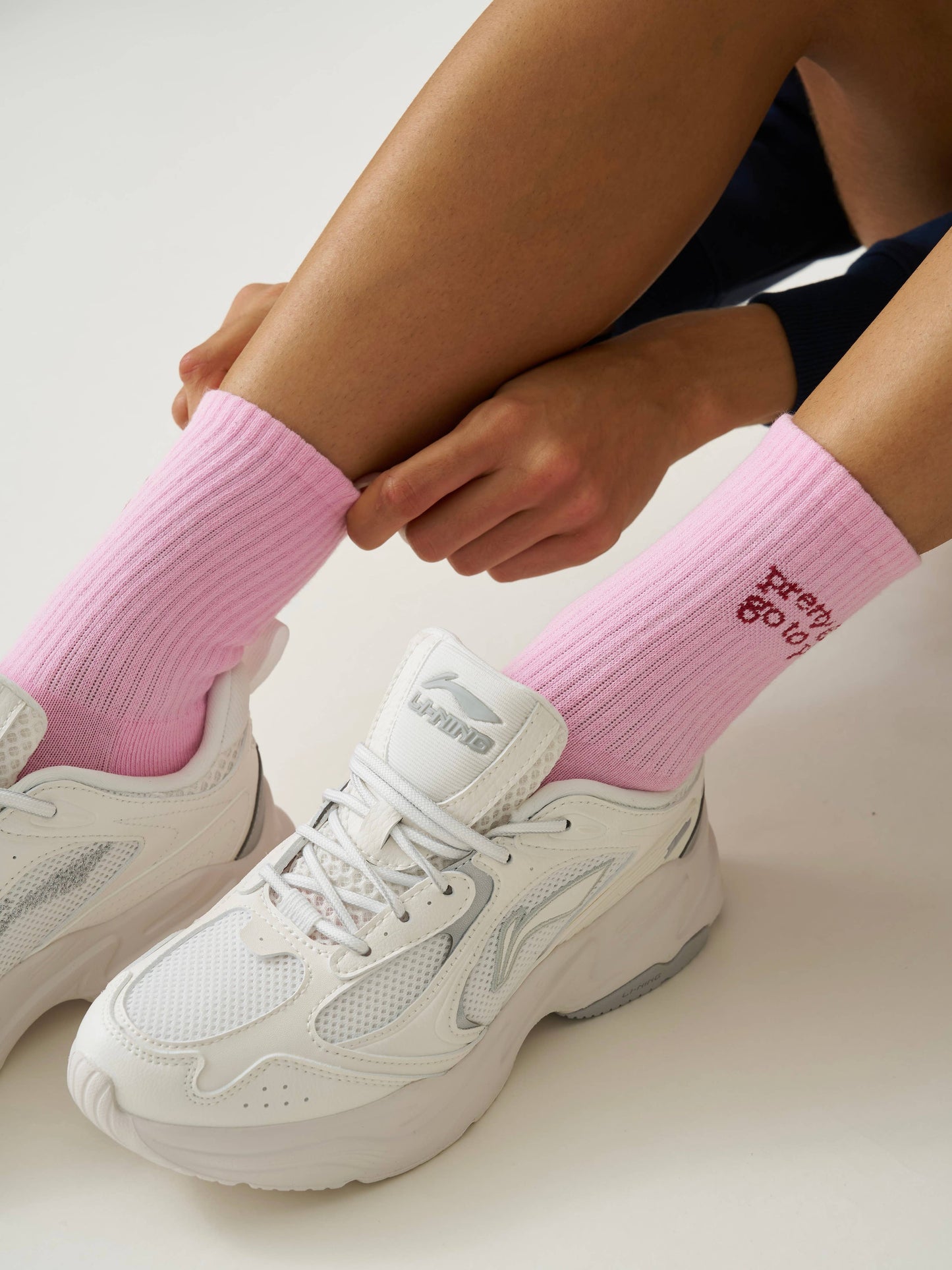 PRETTY GIRLS GO TO PILATES GRIP SOCKS