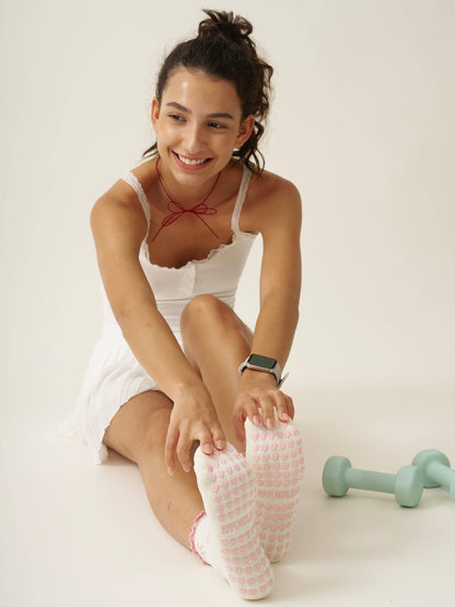 BOW RUFFLE GRIP PILATES SOCKS