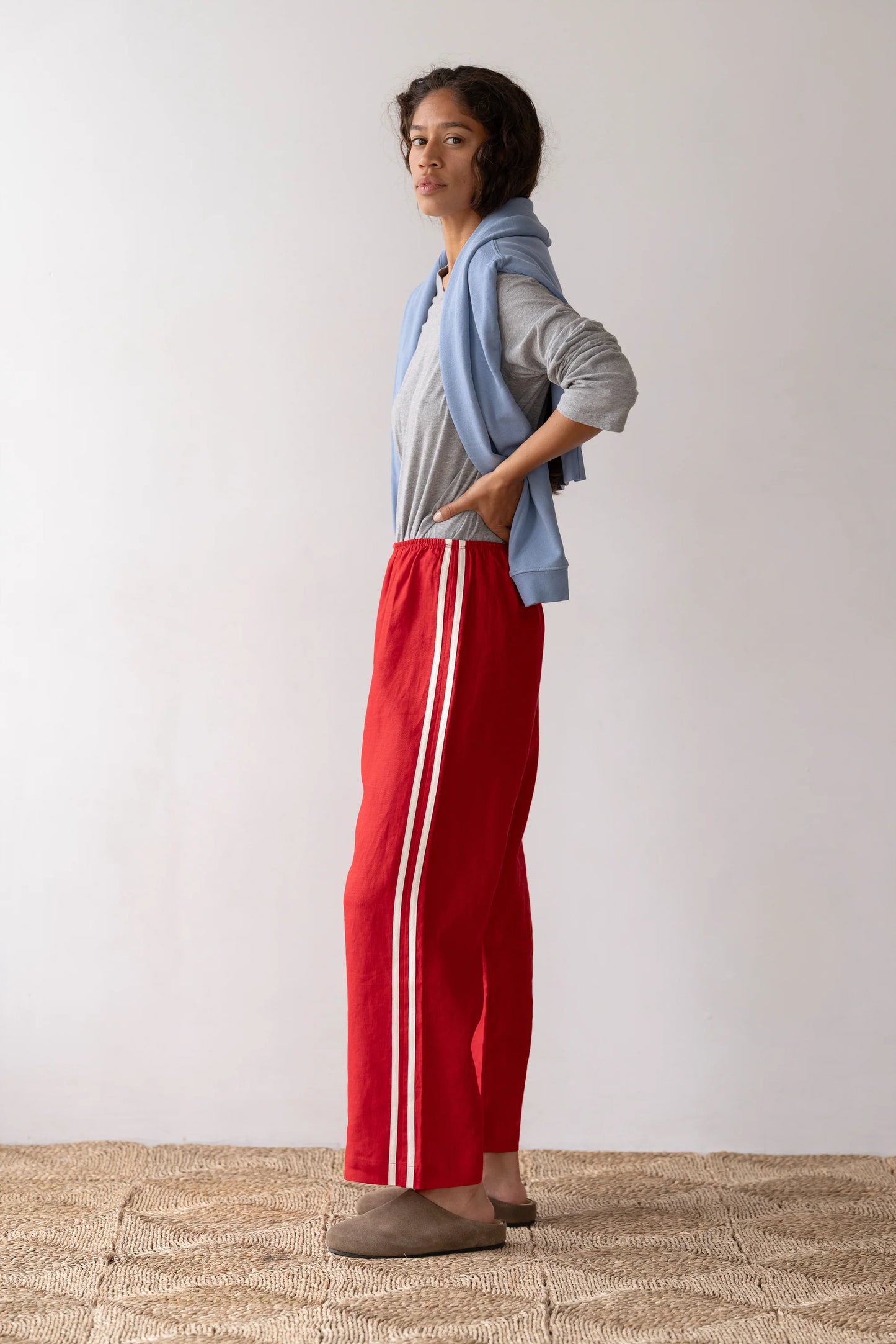 THE LINEN STRIPE CROP PANT