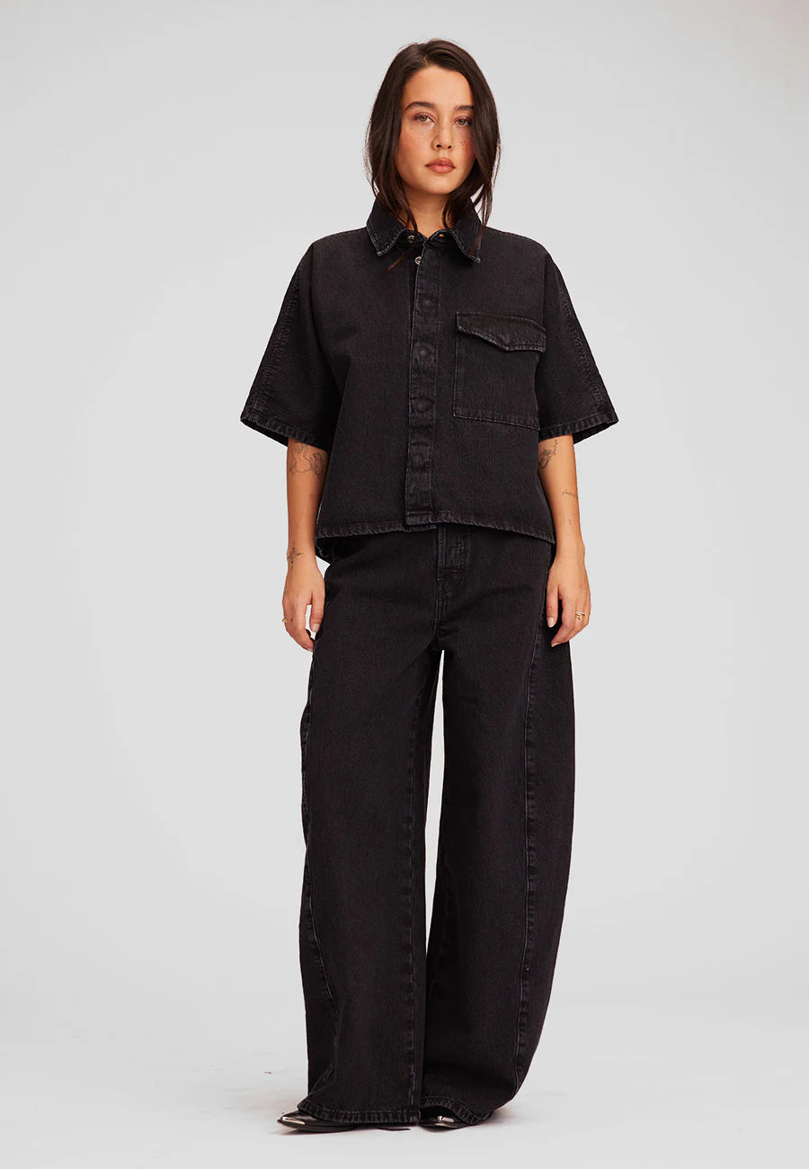 ELSWICK SHORT SLEEVE DENIM SHIRT