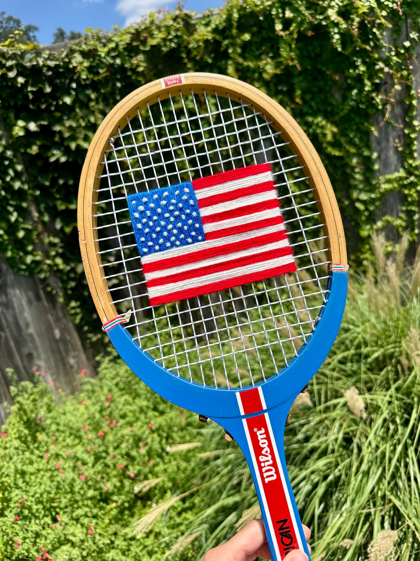 AMERICAN FLAG EMBROIDERED VINTAGE TENNIS RACKET