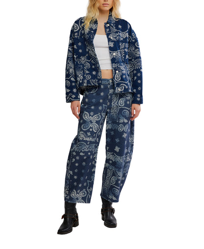 BANDANA GOOD LUCK MID RISE BARREL JEAN