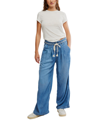 DAKOTA TENCIL JEANS WITH ROPE BELT