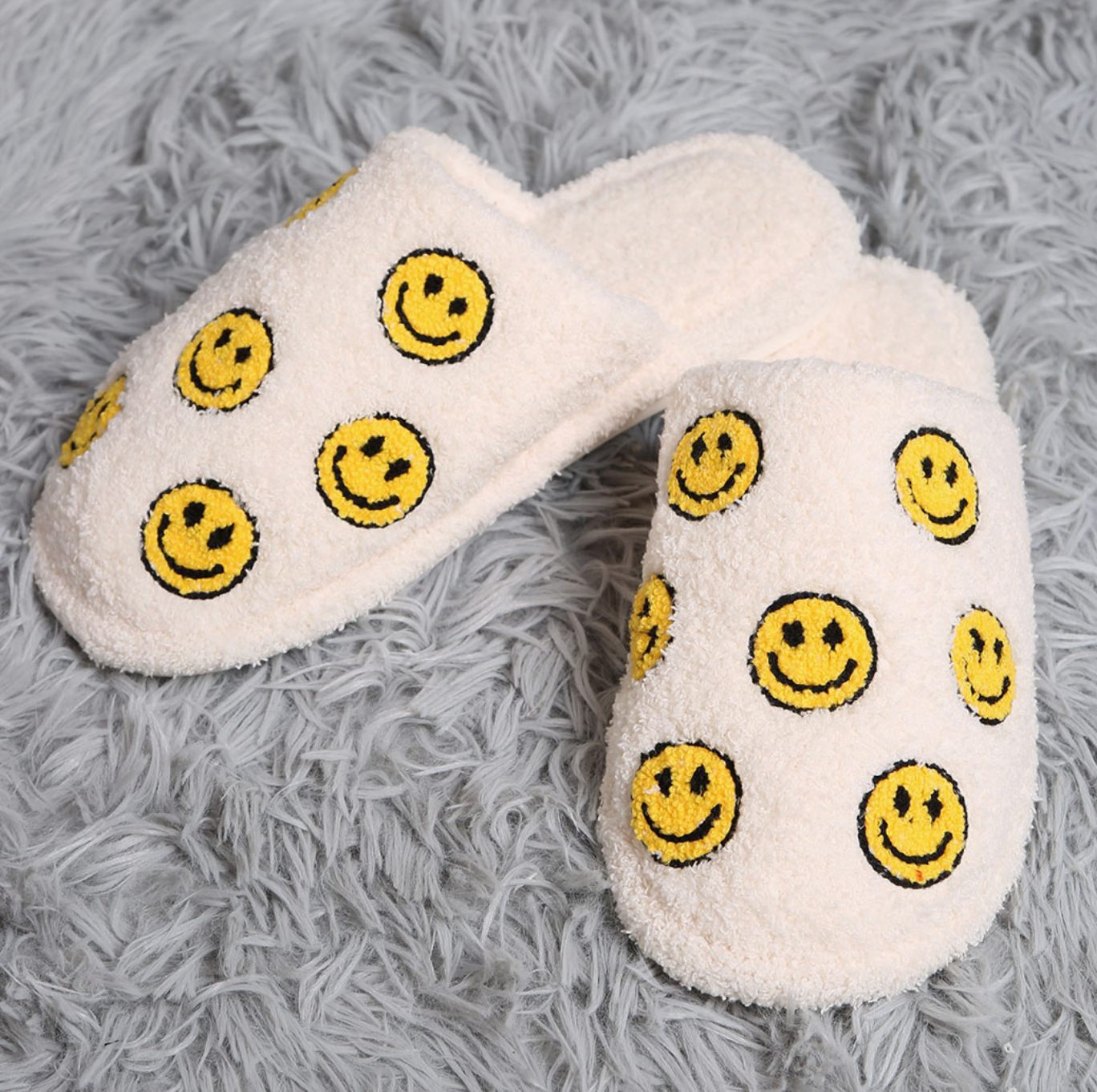 ALL OVER SMILEY FACE SLIPPERS