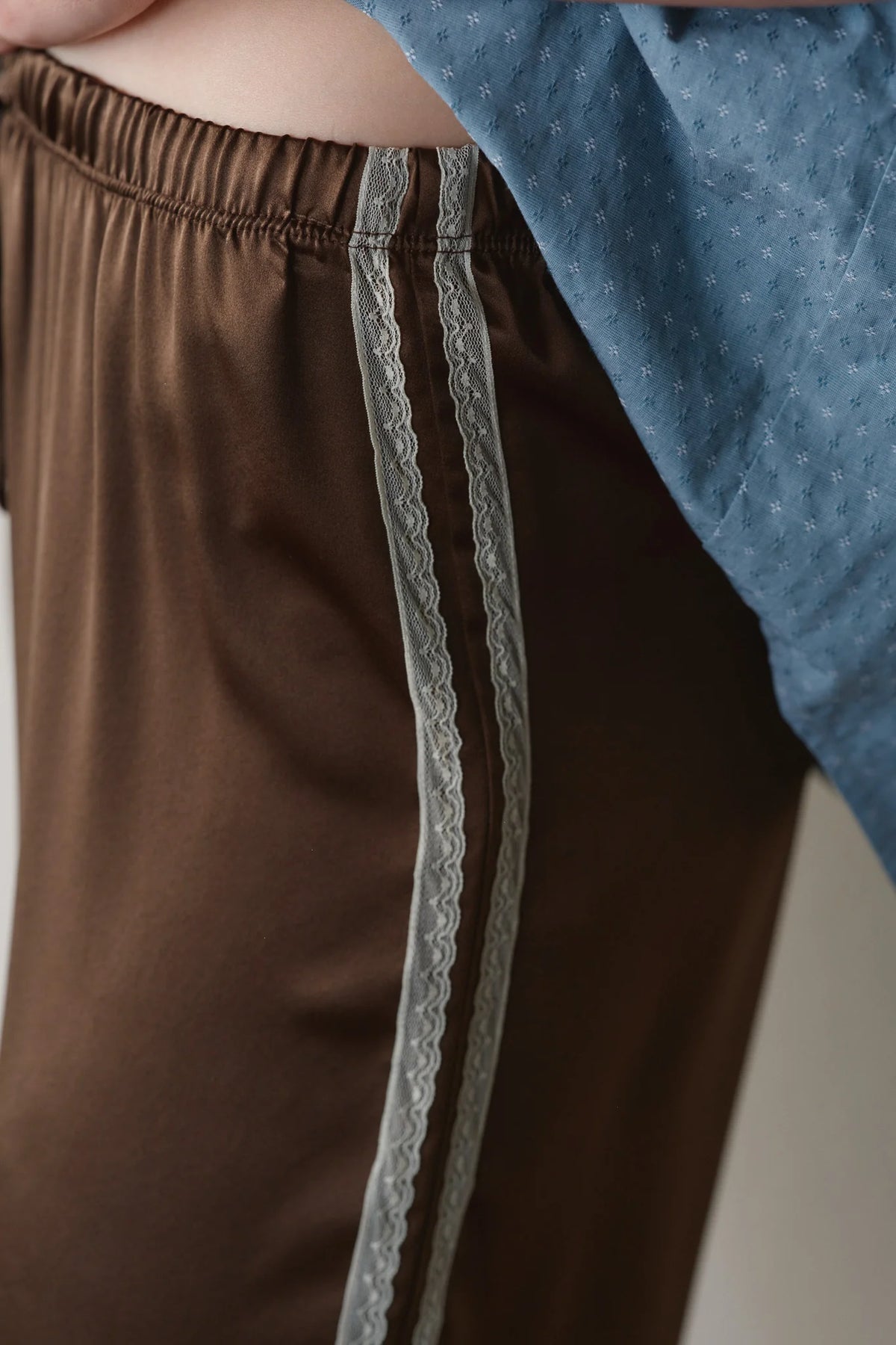 ESPRESSO SILK LACE STRIPE CROP PANT