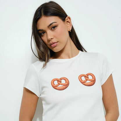 PRETZEL CROP TEE