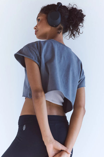 HOT SHOT CROPPED TEE