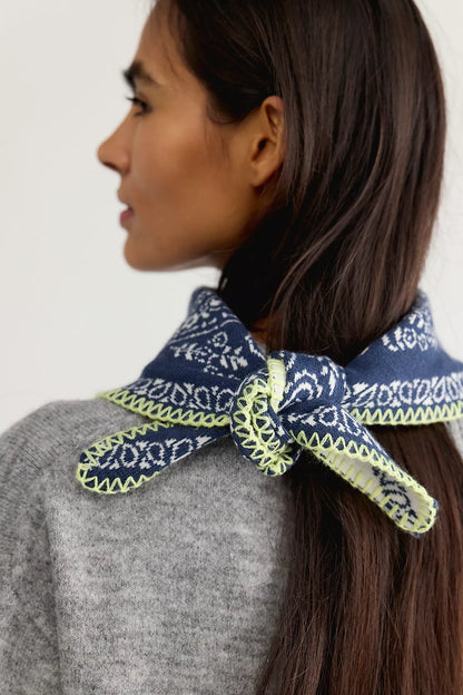 CARMEN KNITTED TRIANGLE SCARF