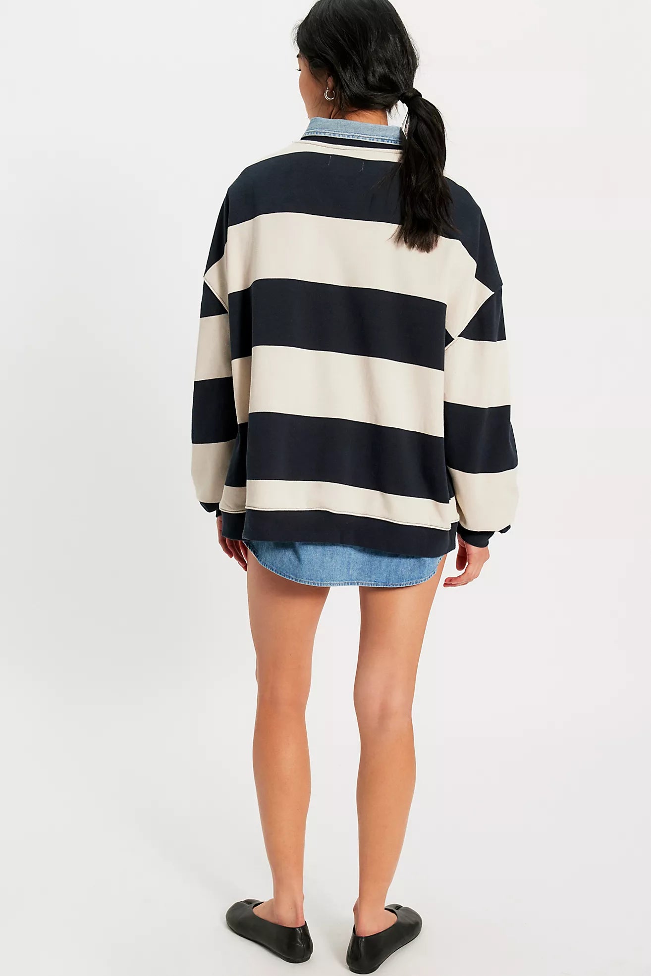 NEW CLASSIC STRIPE OVERSIZED CREWNECK