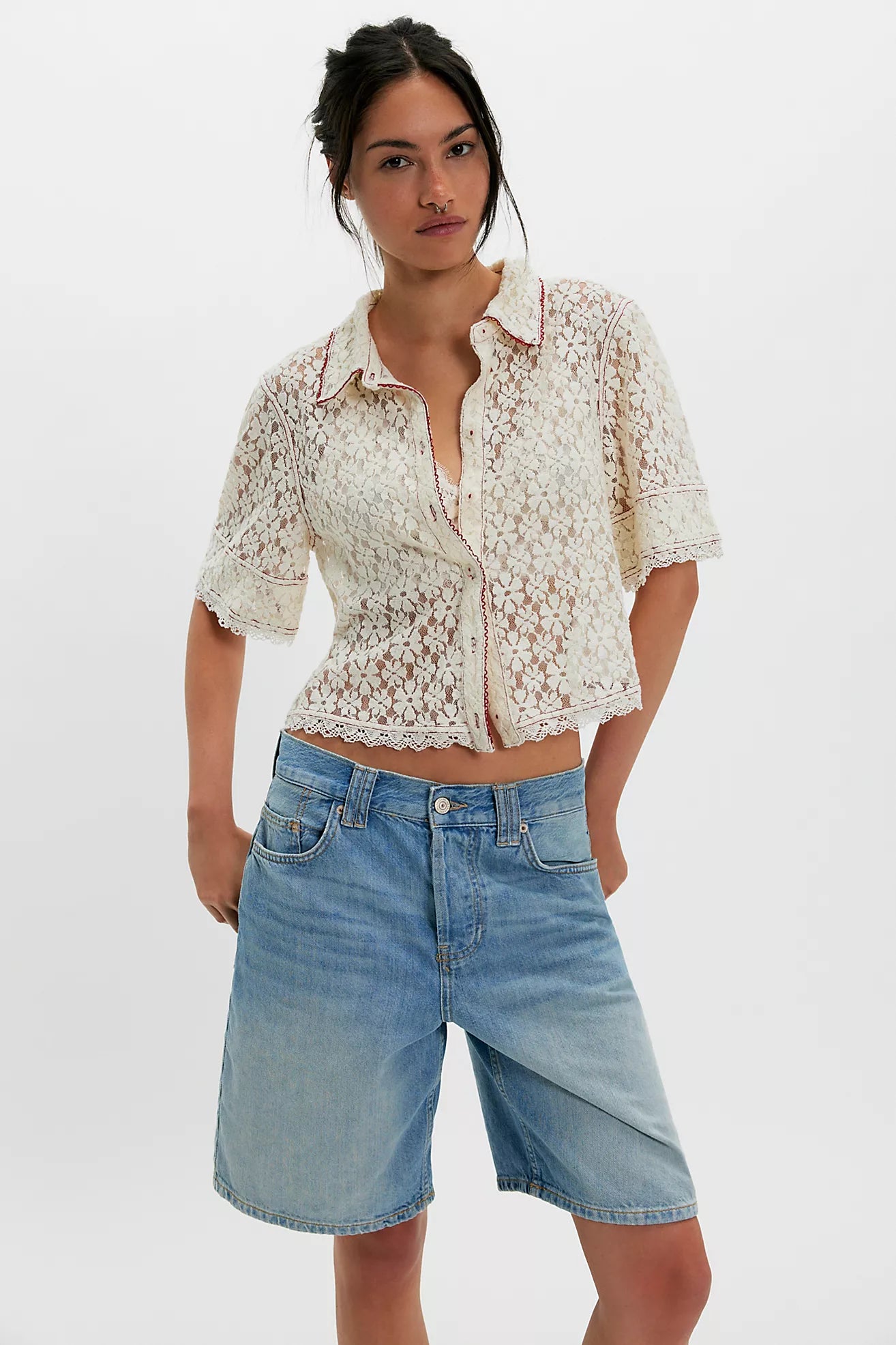MANNIE LACE COLLAR CROP BUTTON DOWN