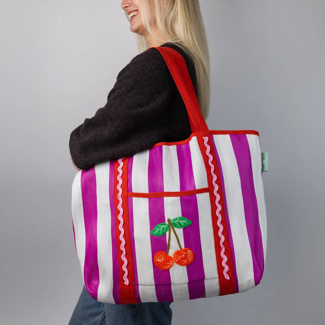 RECYCLED PLASTIC CHERRY TOTE BAG