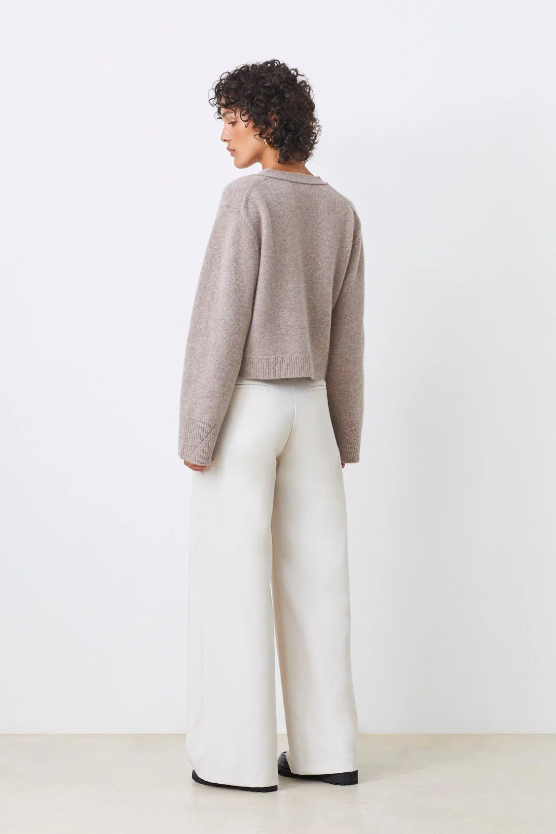 GALIEGA TWO POCKET CARDIGAN