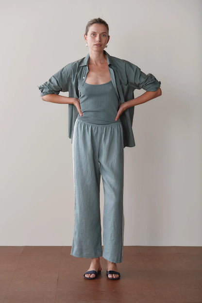 SAGE LINEN STRIPE CROP PANT
